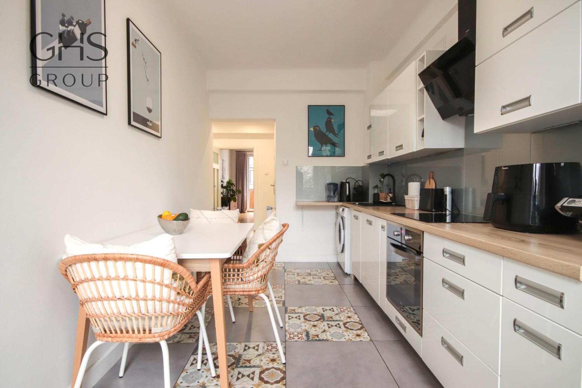 Beautiful Apartment In The City Center Краків Екстер'єр фото