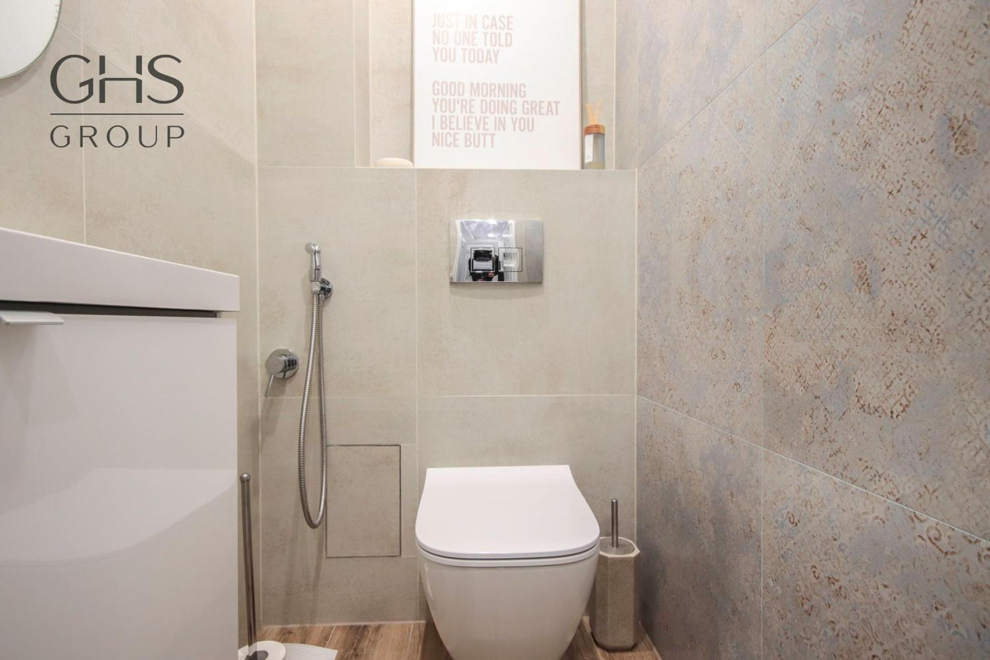 Beautiful Apartment In The City Center Краків Екстер'єр фото
